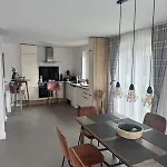 Moderne Doppelhaushaelften - Rose Garden 1 & 2 - 17 Km Vom Frankfurter Flughafen Und 30 Km Vom Messegelaende Entfernt בית נופש אופנבאך