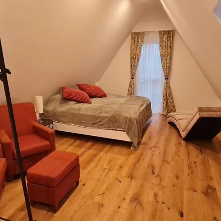Rose Garden - Haus Mit Garten & 3 Schlafzimmern Offenbach am Main