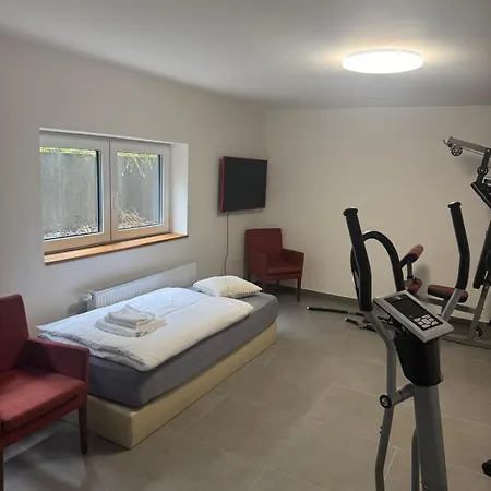 Tatil Evi Moderne Doppelhaushaelften - Rose Garden 1 & 2 - 17 Km Vom Frankfurter Flughafen Und 30 Km Vom Messegelaende Entfernt