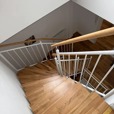 Rose Garden - Haus Mit Garten&3 Schlafzimmern *