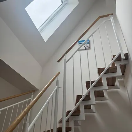 Ferienhaus Rose Garden - Haus Mit Garten&3 Schlafzimmern