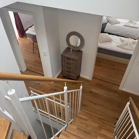 Rose Garden 1 & 2 - 2 Doppelhaushaelften Mit Fitnessraeume *