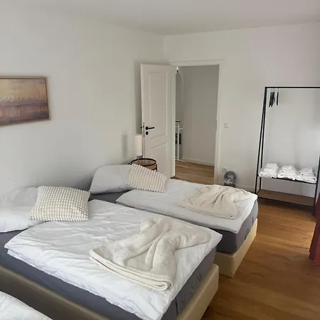 Rose Garden 1 & 2 - 2 Doppelhaushaelften Mit Fitnessraeume