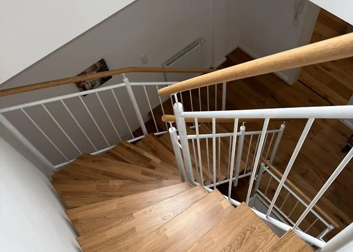 Rose Garden 1 & 2 - 2 Doppelhaushaelften Mit Fitnessraeume *