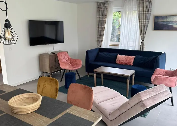 Rose Garden 1 & 2 - 2 Doppelhaushaelften Mit Fitnessraeume Offenbach am Main