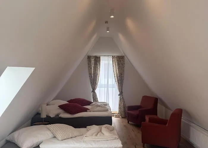 Prázdninový dům Rose Garden 1 & 2 - 2 Doppelhaushaelften Mit Fitnessraeume Offenbach am Main