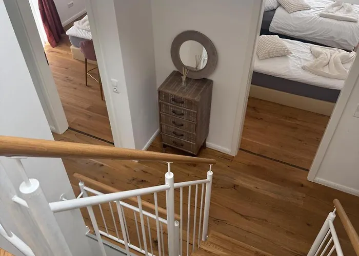 Rose Garden 1 & 2 - 2 Doppelhaushaelften Mit Fitnessraeume *