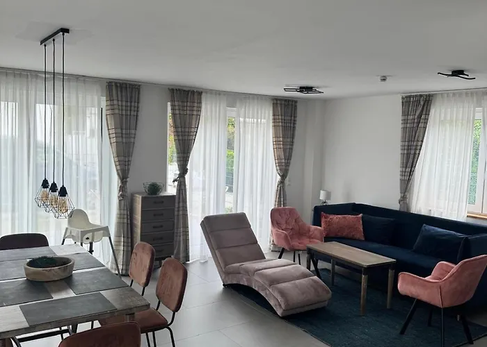 Rose Garden 1 & 2 - 2 Doppelhaushaelften Mit Fitnessraeume Prázdninový dům *